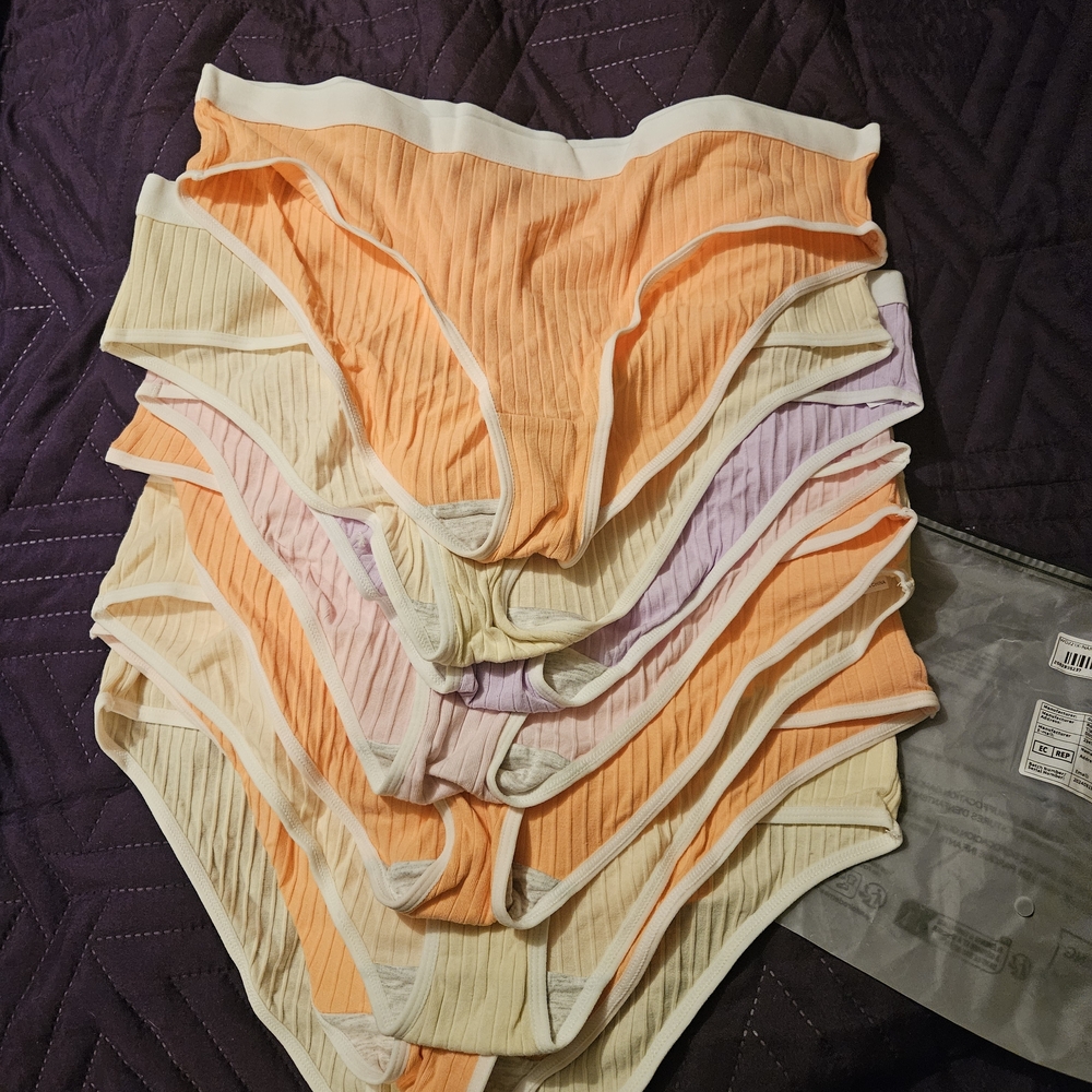 SHEIN Multicolor Ribbed Panties Set